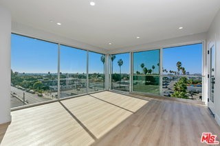 12431 Rochester Ave #301 - Photo 4 of 8
