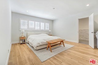 339 N Oakhurst Dr #501 - Photo 4 of 8
