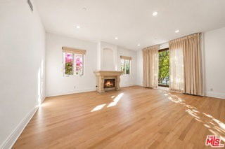 208 N Oakhurst Dr - Photo 6 of 8