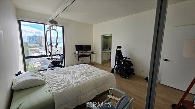 1310 E Ocean Blvd #907 - Photo 3 of 6