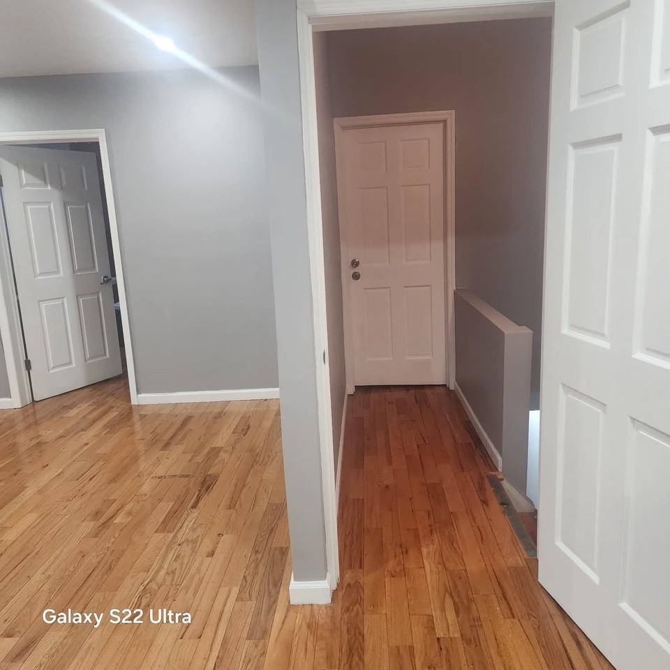 530 Georgia Ave #2ndFL - Photo 2 of 8