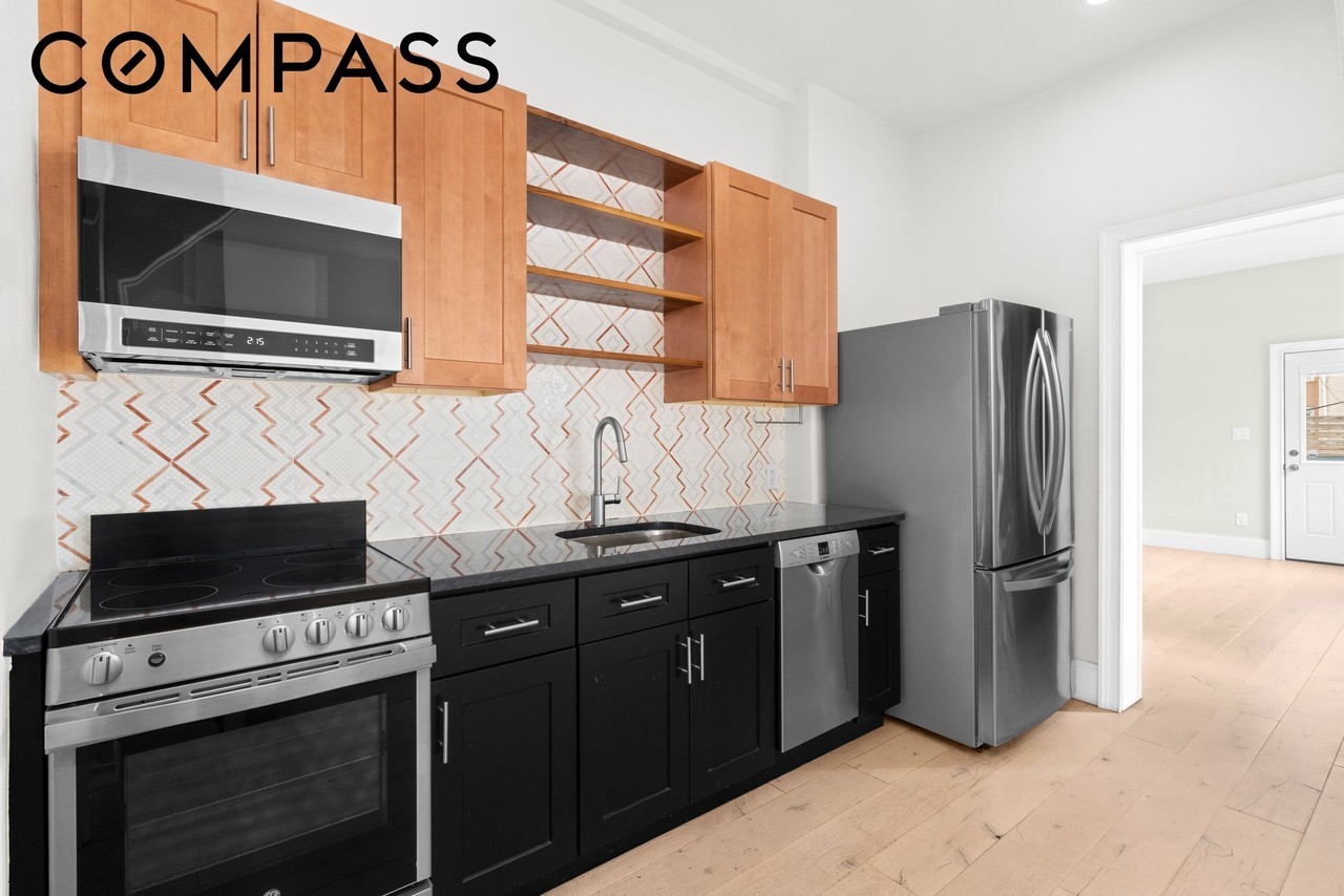 239 Withers St #1 - Photo 3 of 11
