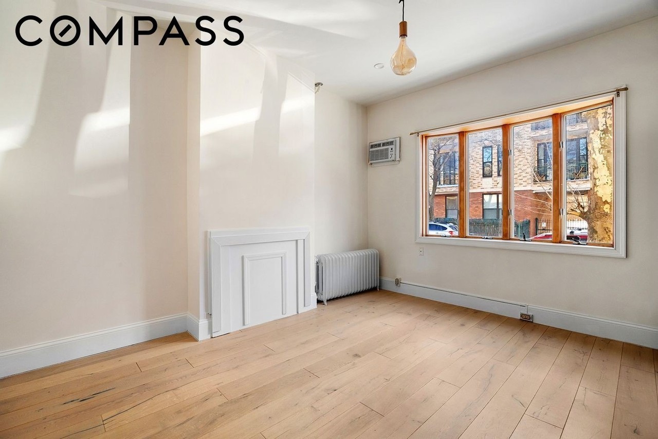239 Withers St #1 - Photo 5 of 11