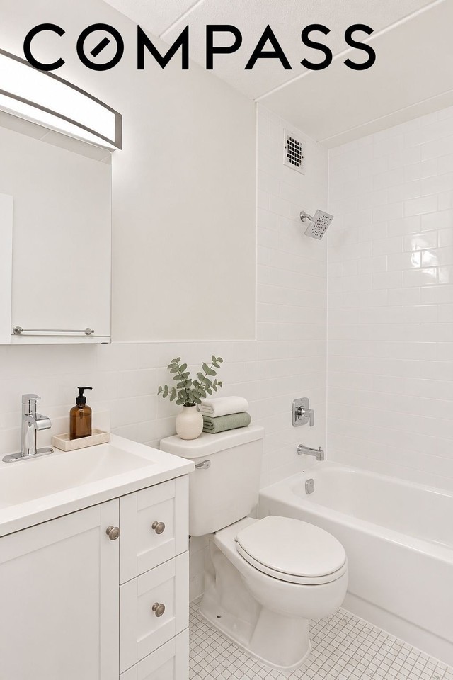 415 Carlton Ave #F - Photo 6 of 6