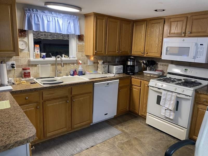3300 E Broadway Rd #191 - Photo 3 of 35