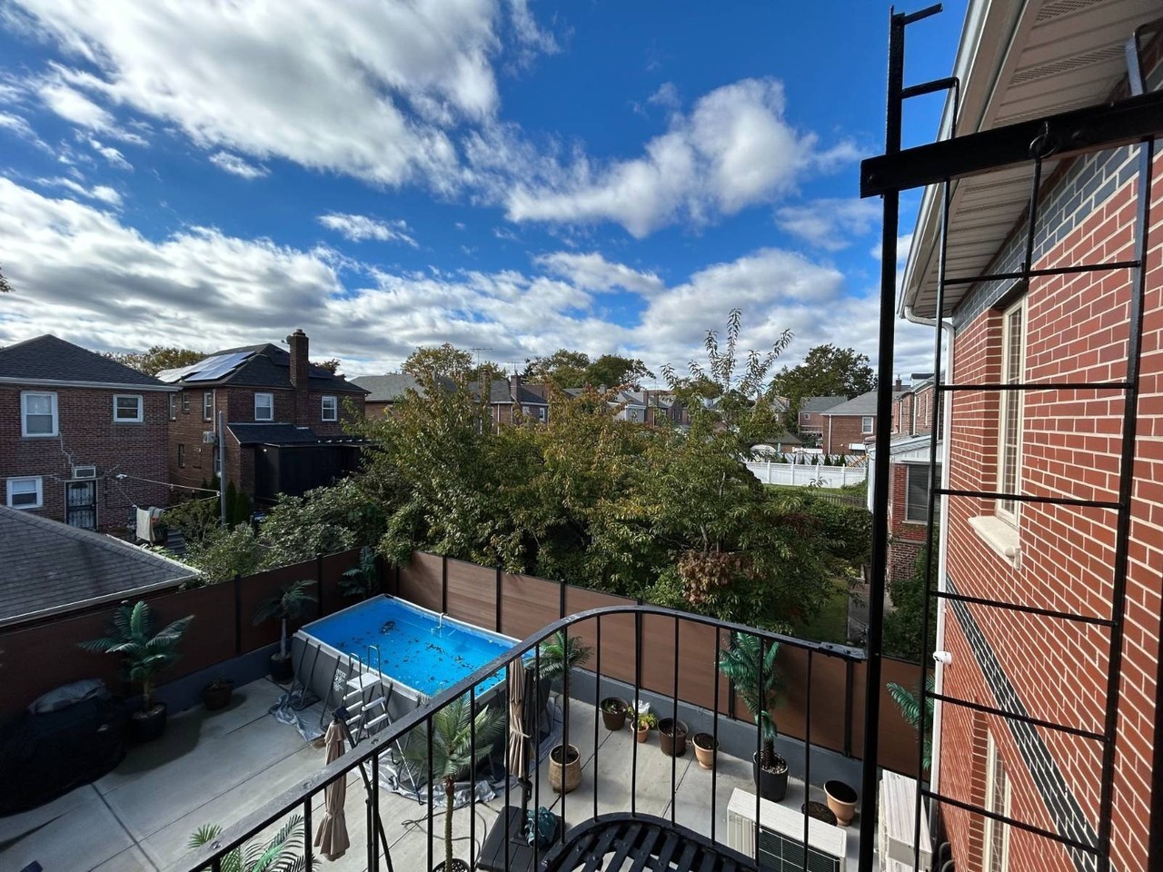 1839 Hering Ave #2 - Photo 6 of 28