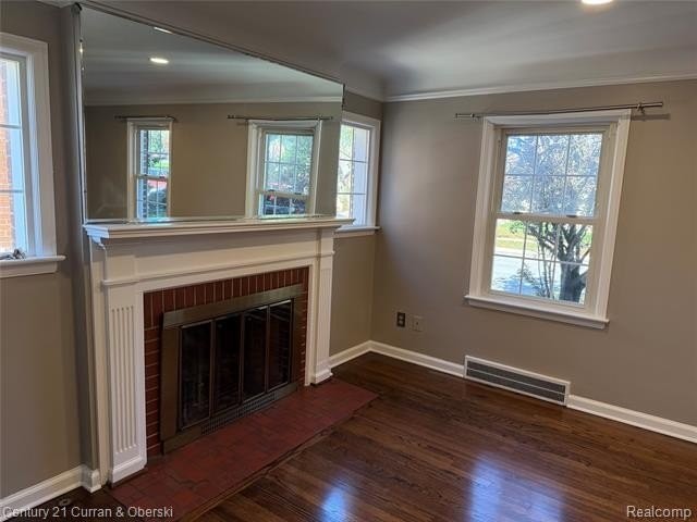 22725 Sheridan St - Photo 5 of 20