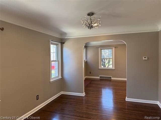 22725 Sheridan St - Photo 6 of 20
