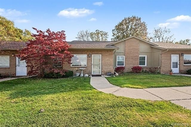 25860 Lira Ln #5
