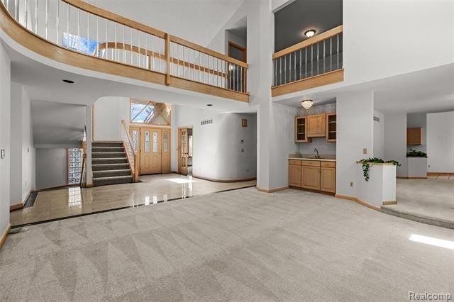6739 Arlington Dr - Photo 3 of 28