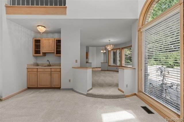 6739 Arlington Dr - Photo 6 of 28