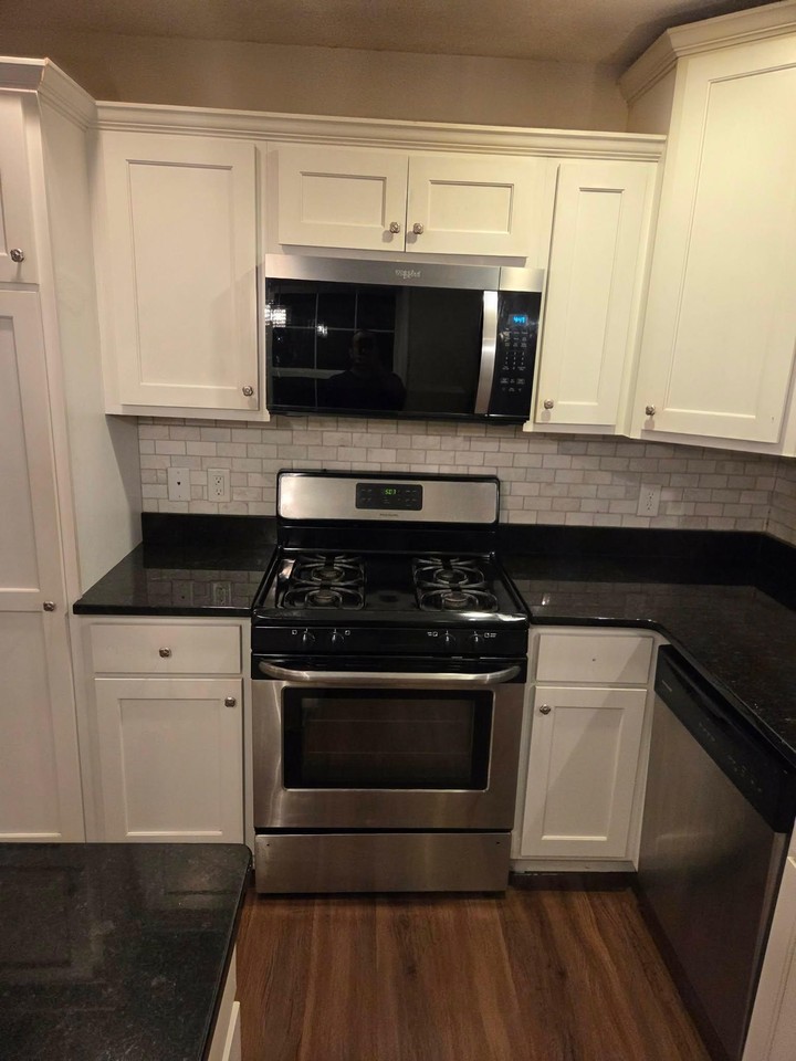 3317 Bryant Ave S - Photo 6 of 22