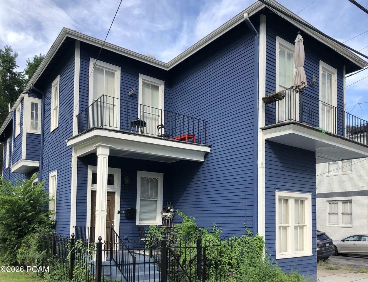 903 Jackson Ave - Photo 2 of 28