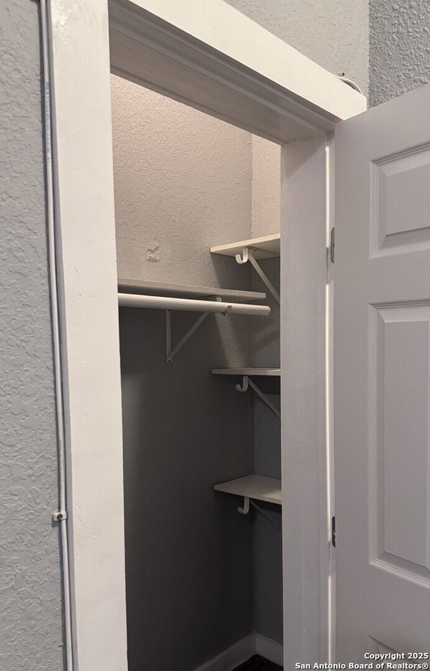 248 Clifford Ct #102 - Photo 5 of 15