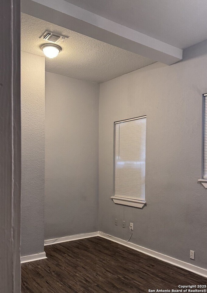 248 Clifford Ct #102 - Photo 6 of 15