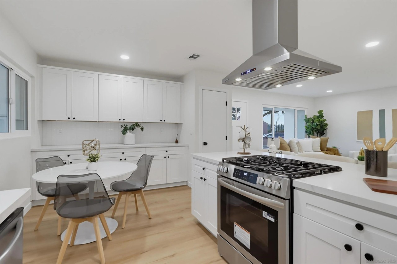 601 Van Houten Ave - Photo 5 of 16