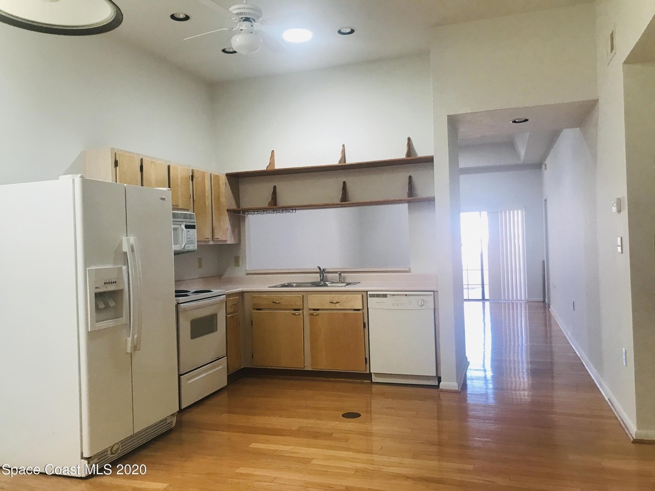 752 S Orlando Ave #310 - Photo 7 of 16