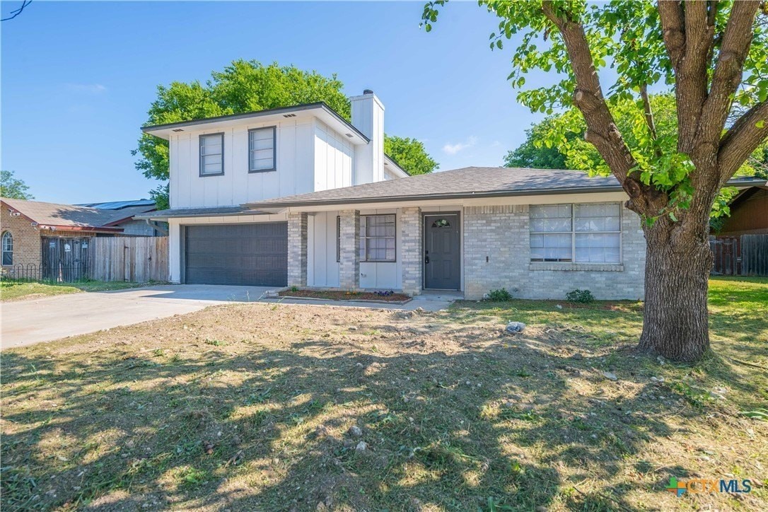 207 Dahlia Ct - Photo 3 of 40