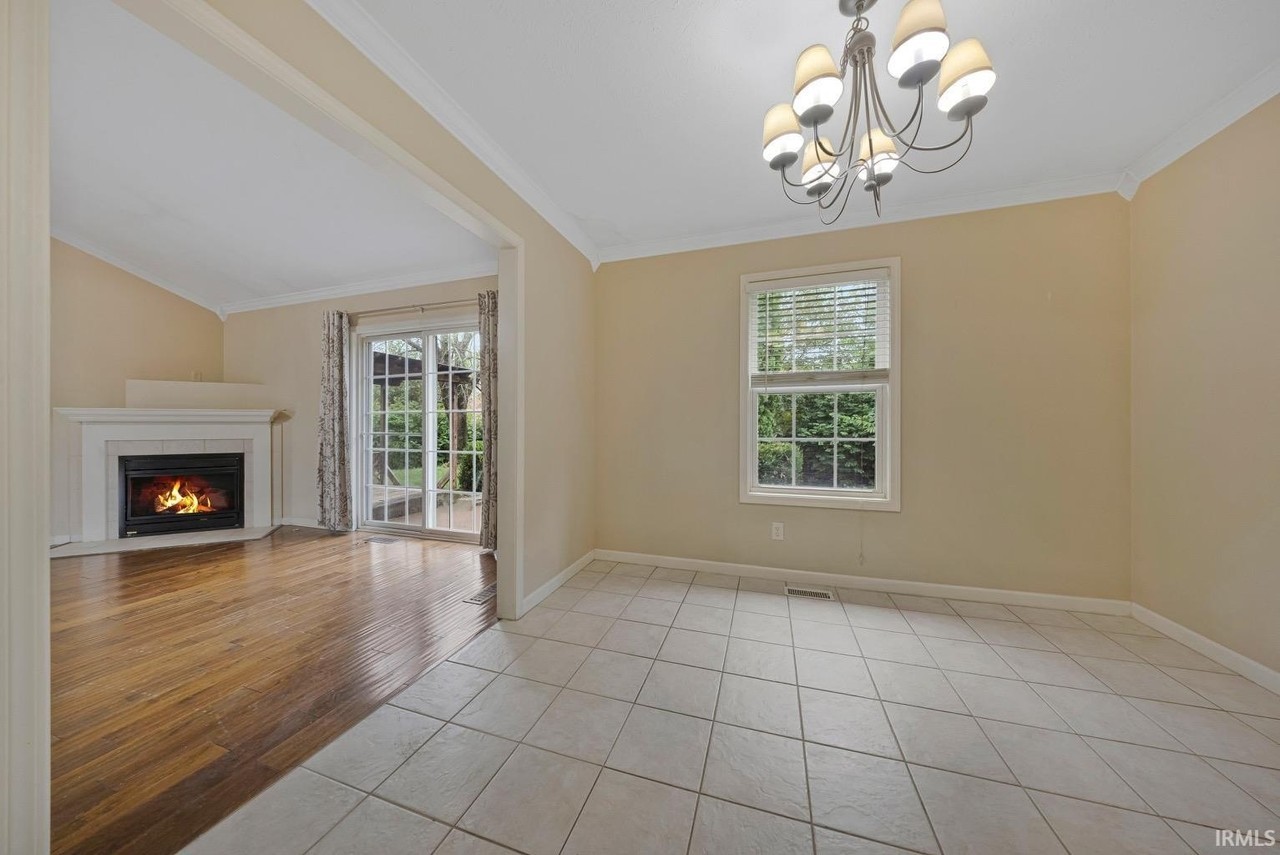 10659 Midway Dr - Photo 3 of 20