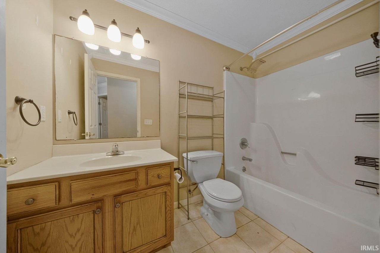 10659 Midway Dr - Photo 5 of 20