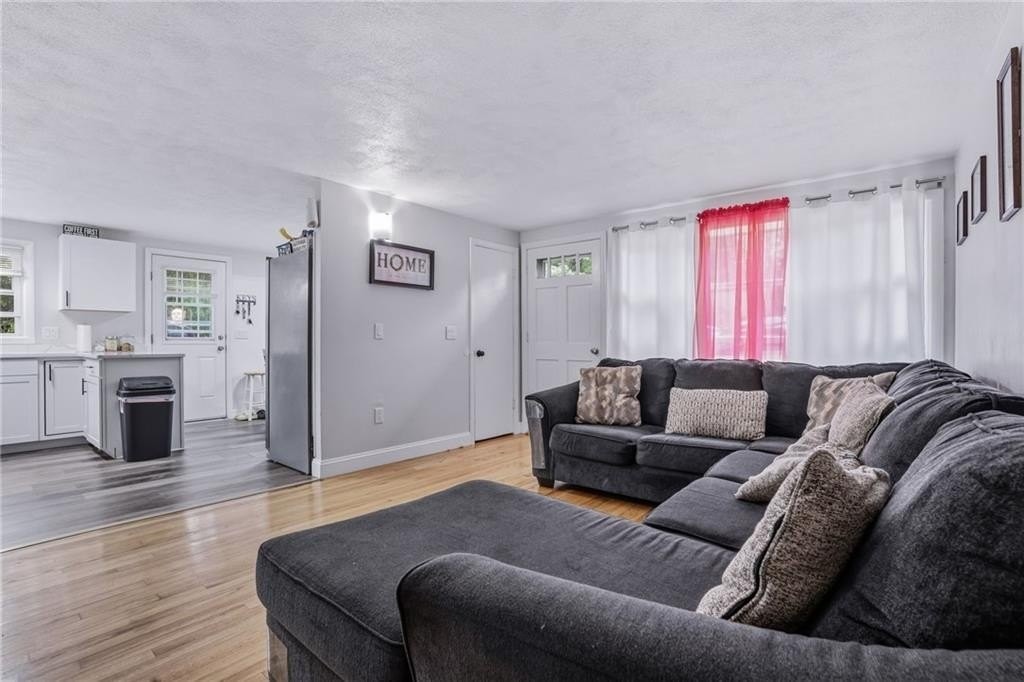 5 Packard Ave - Photo 7 of 29