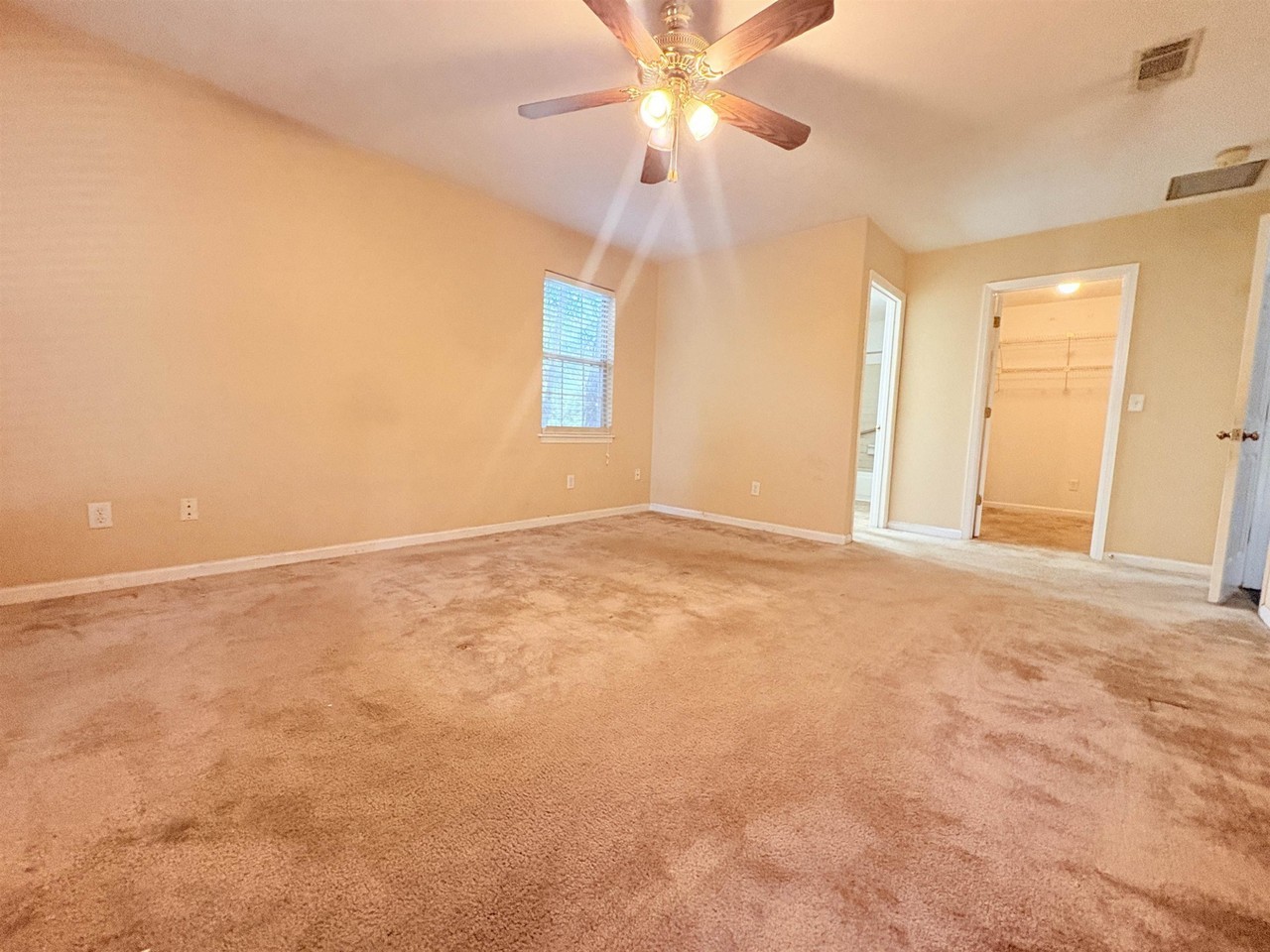 2226 Tanglewood Ter - Photo 6 of 16