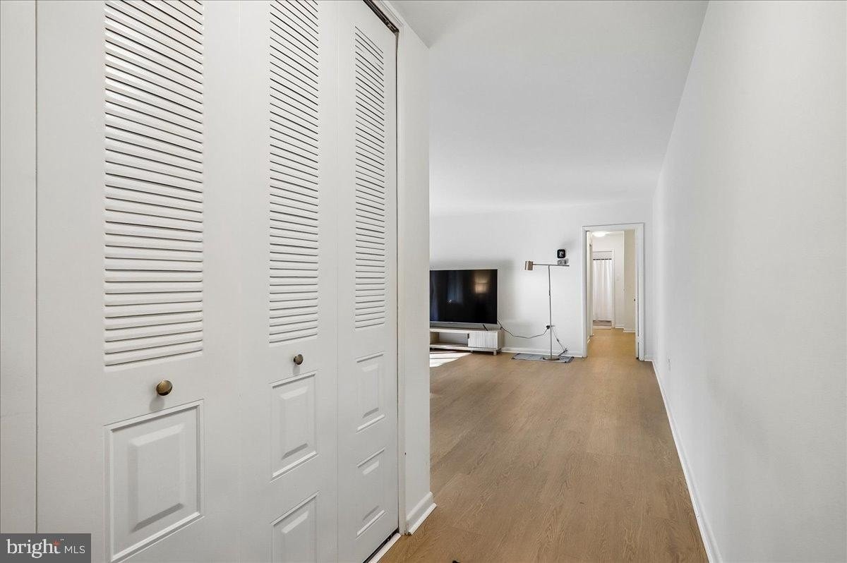 10649 Weymouth St #103 - Photo 4 of 50