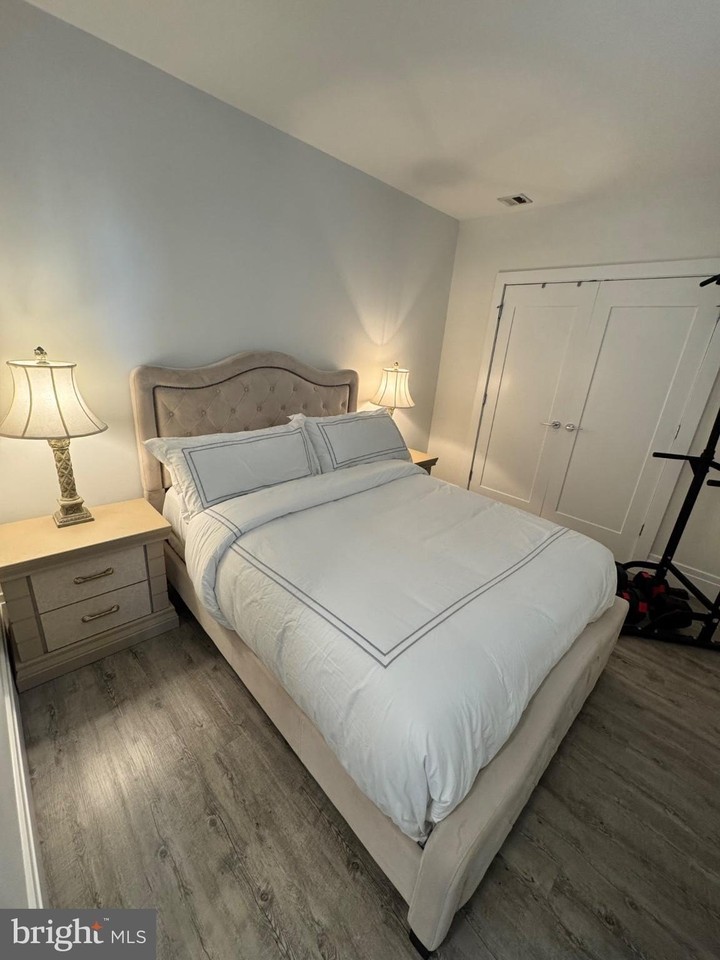 11550 Rockville Pike #1627 - Photo 5 of 8