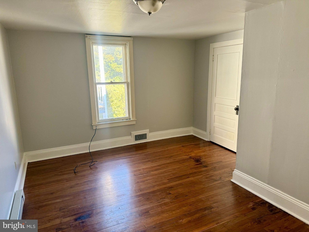 226 S Washington St #4 - Photo 7 of 13