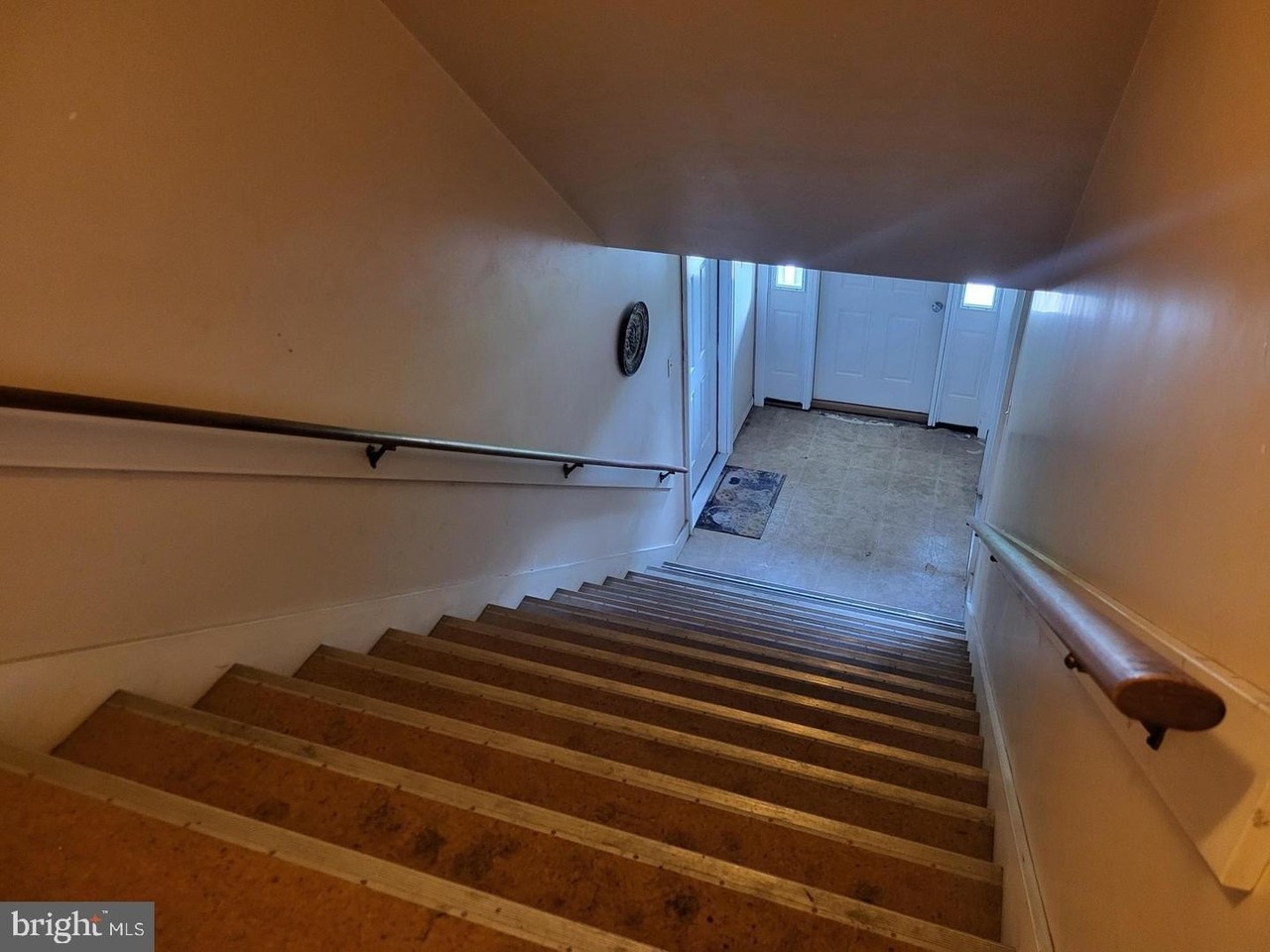 767 Roxbury Rd #D - Photo 4 of 14