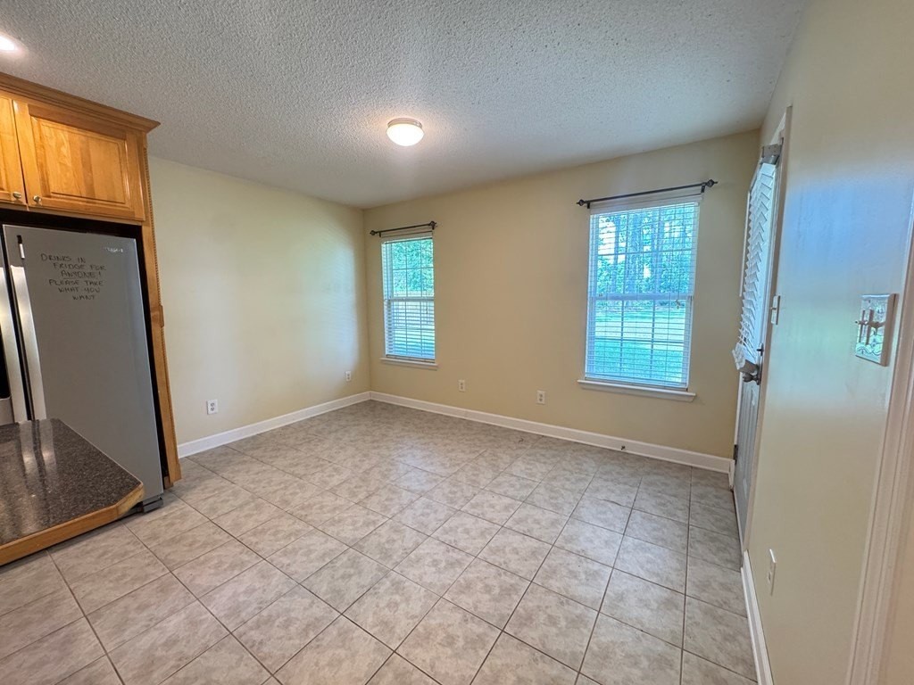 3863 Heather Way - Photo 7 of 17