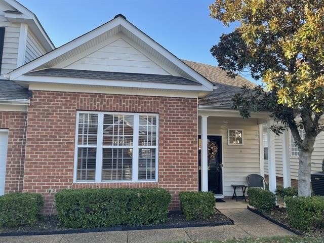 4409 Silver Fox Ln - Photo 3 of 33