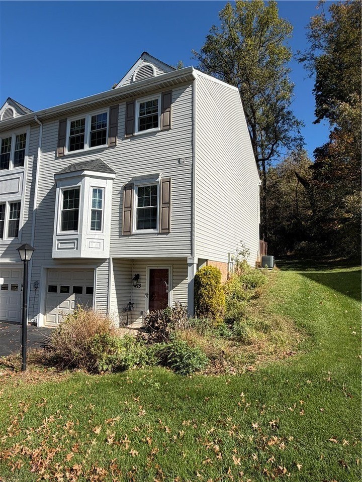 475 Cherryhill Dr - Photo 2 of 28