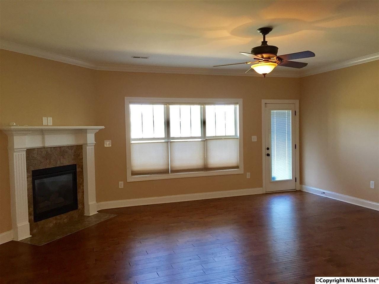 1100 Pegasus Dr Nw - Photo 4 of 12
