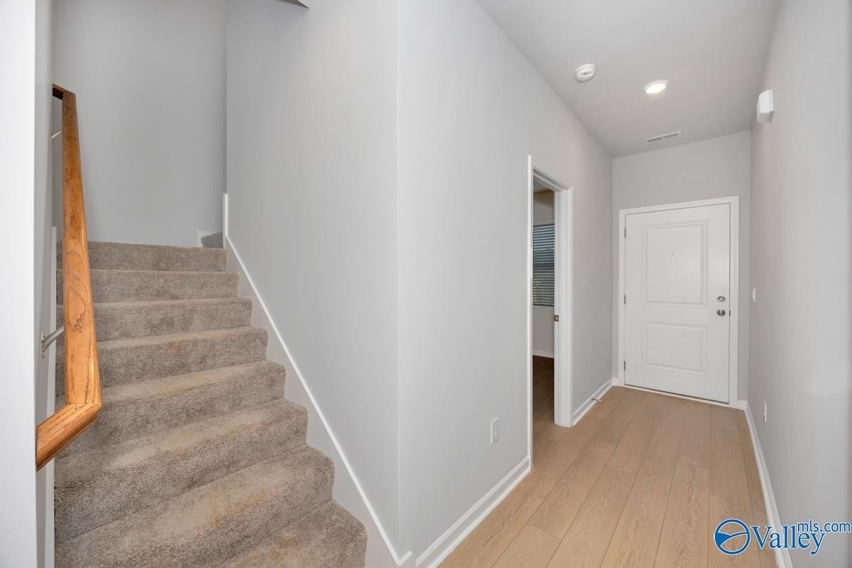 147 WOLFE LANE - Photo 4 of 27