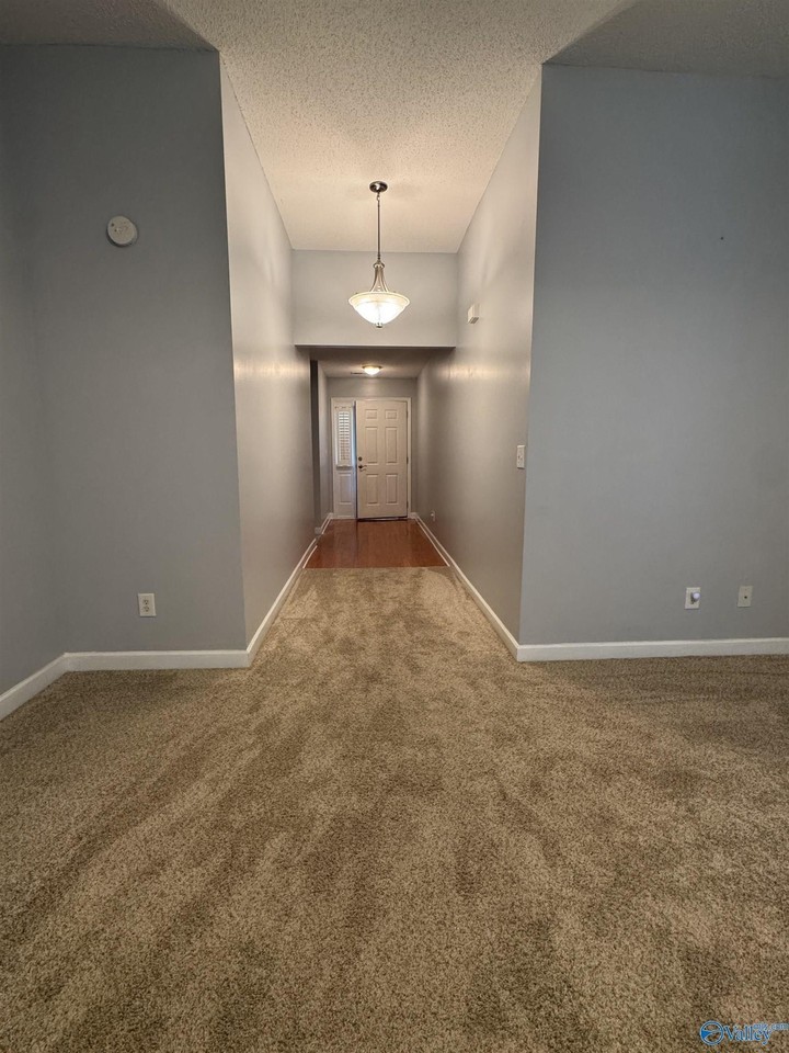 113 Vancouver Rd - Photo 4 of 11