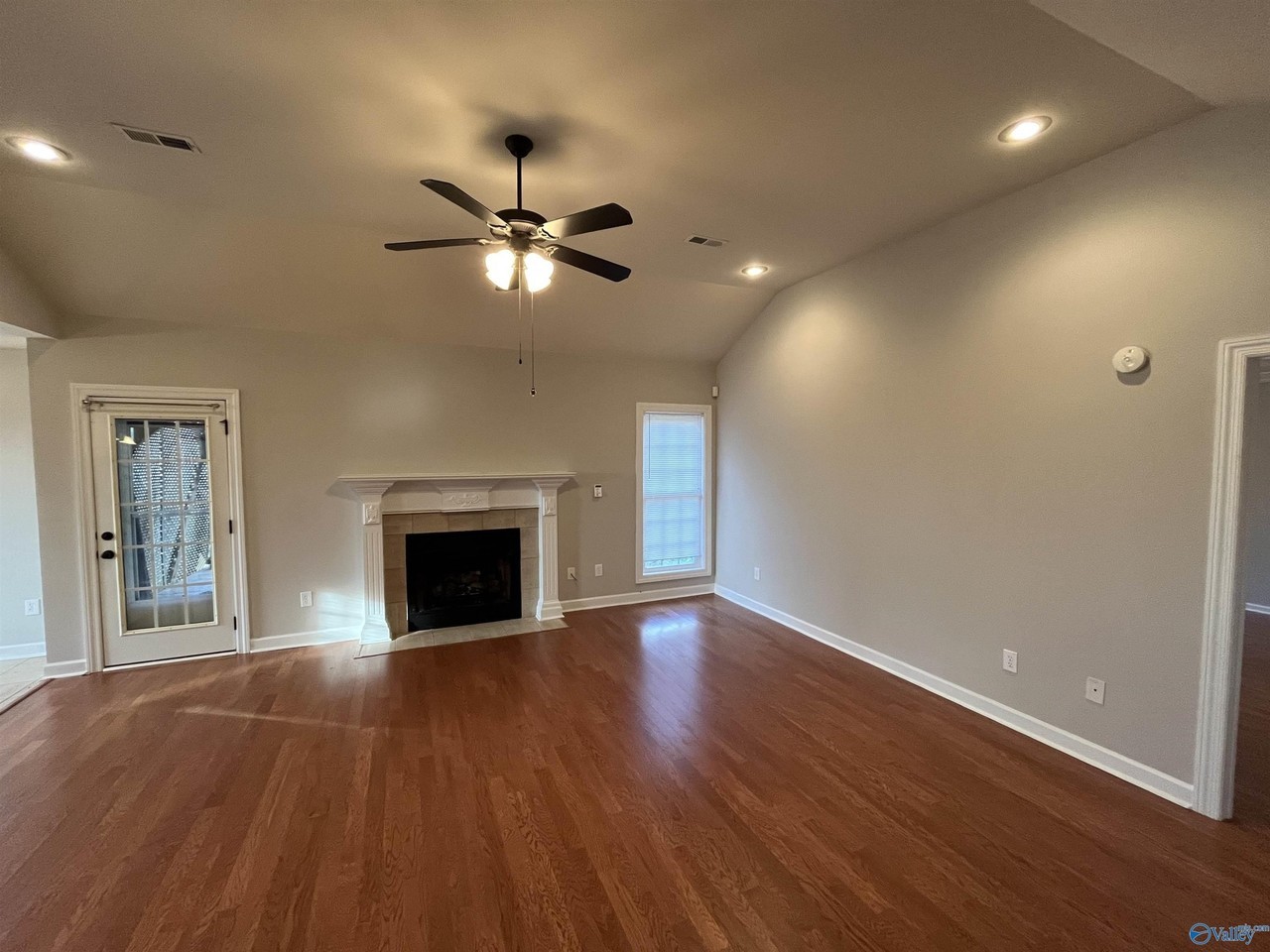 117 Hubert Rd - Photo 2 of 14