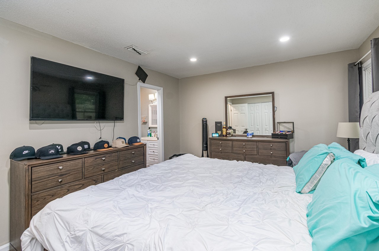 5309 Lynbrook Lndg - Photo 5 of 25