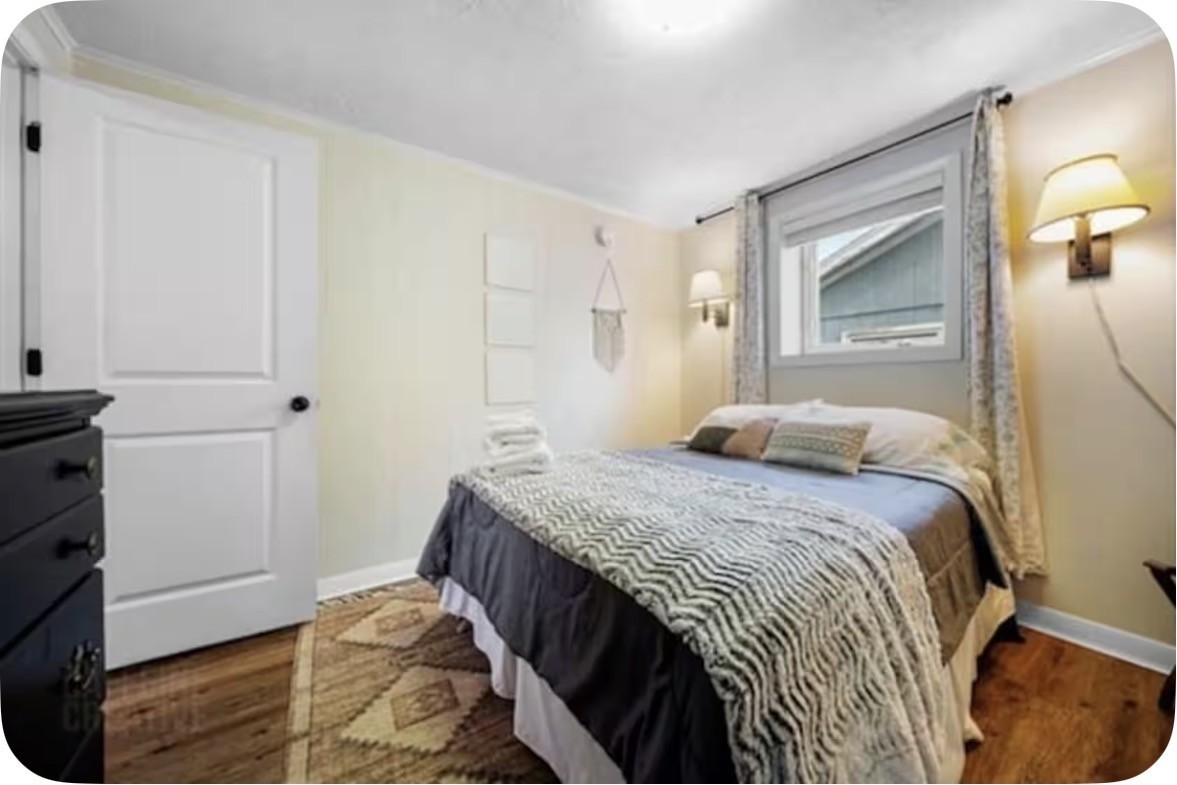 70 E Grand Ave - Photo 2 of 6