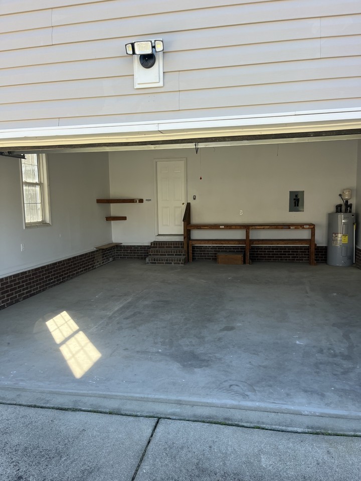 93 Springfield Ln - Photo 6 of 7