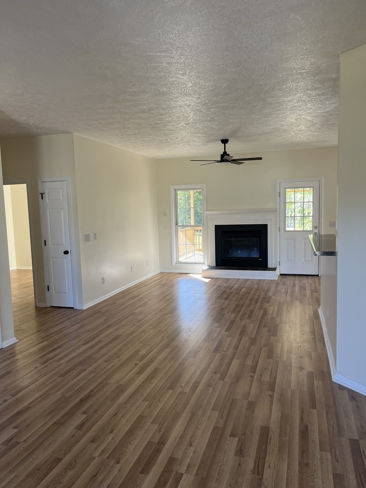 93 Springfield Ln - Photo 7 of 7