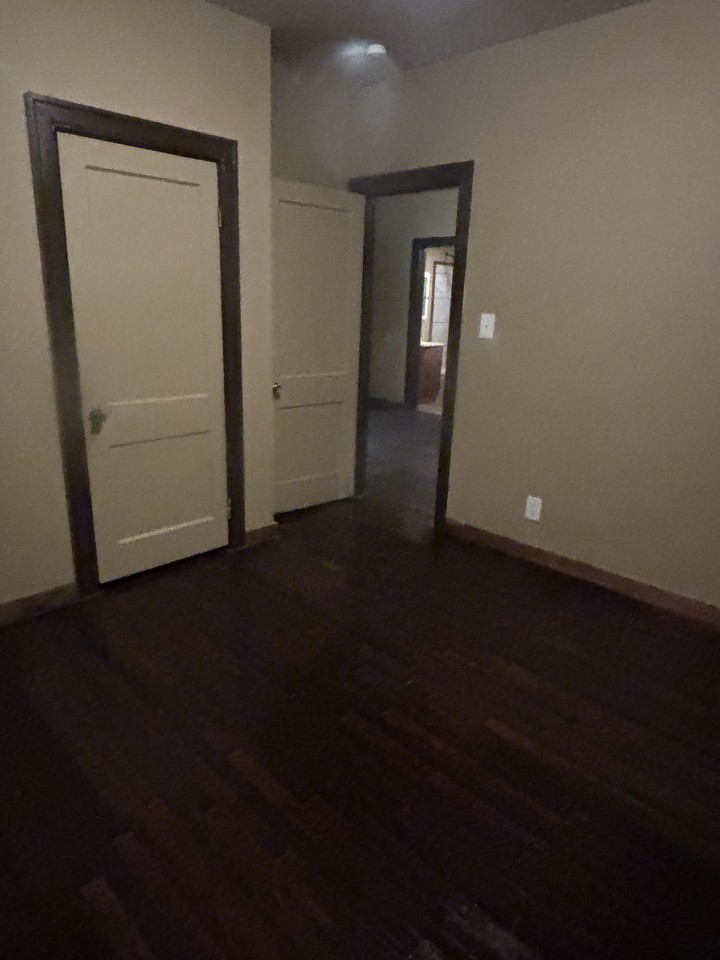 425 W G St #B4 - Photo 5 of 14