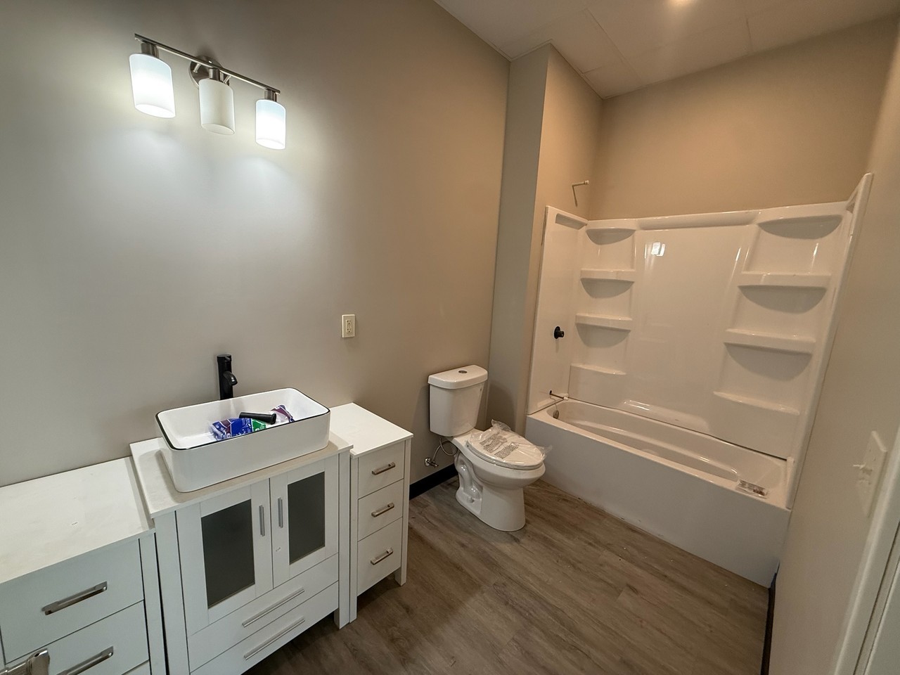 3776 E Hammond Ave #108 - Photo 2 of 14