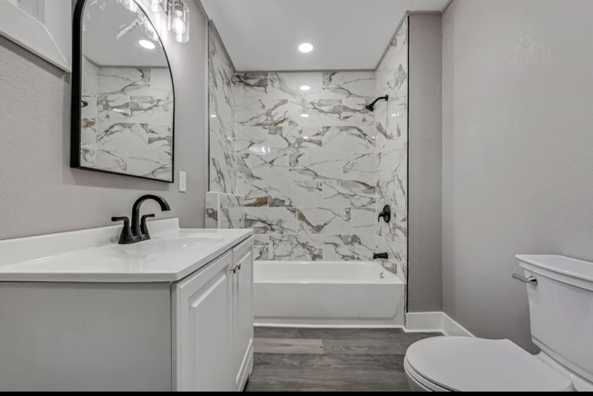 3423 N 2nd St - Photo 2 of 13
