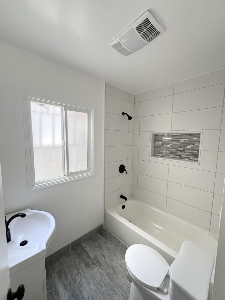 2408 W 85th St #2408 - Photo 2 of 13