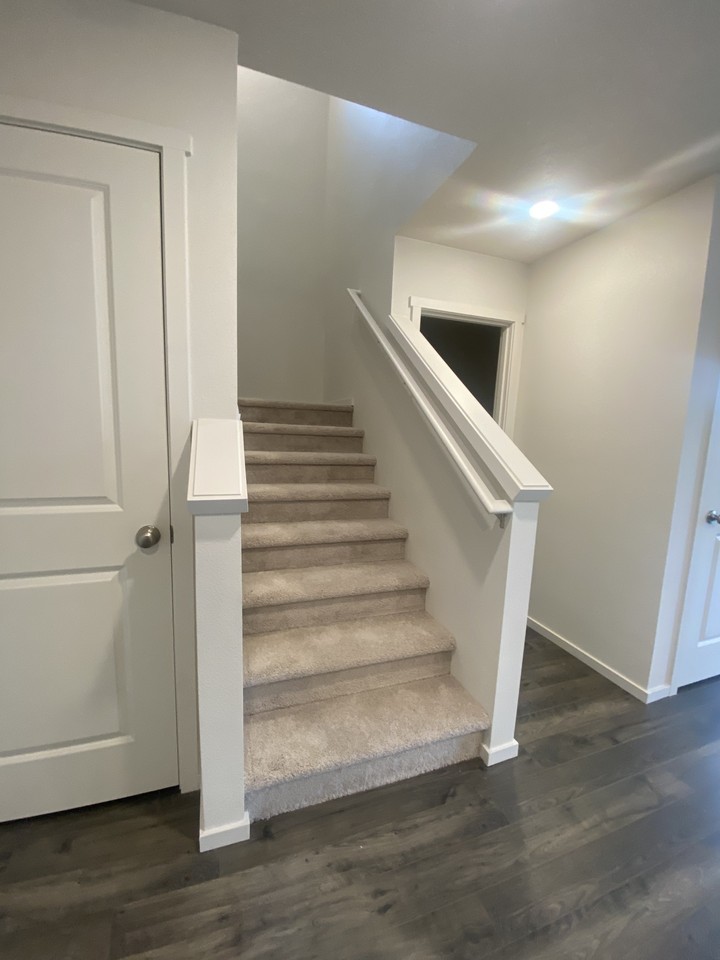 4955 Elvis Ave Ne - Photo 7 of 18