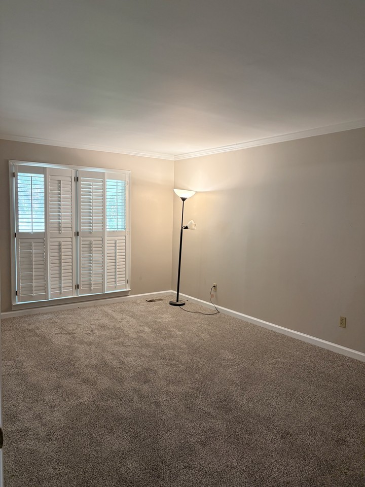 210 17th St E - Photo 5 of 16