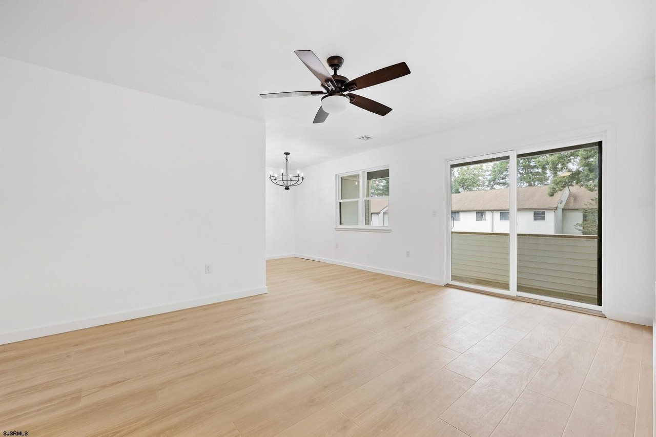 2613 Dogwood Ct - Photo 2 of 22
