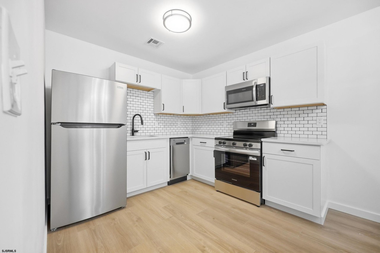2613 Dogwood Ct - Photo 3 of 22