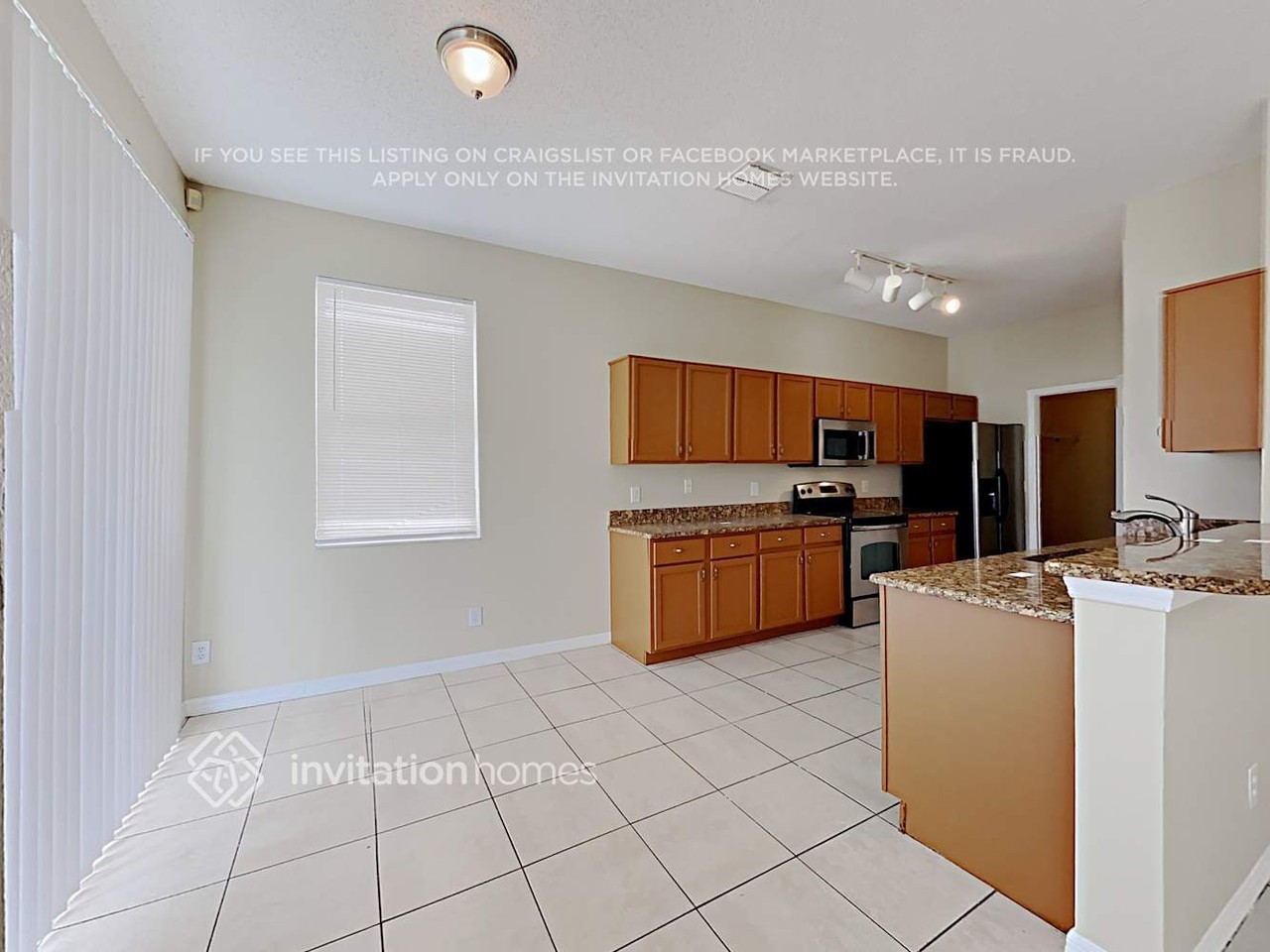 407 Tess Ct - Photo 7 of 19